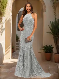 Trumpet/Mermaid Halter Sleeveless Applique Prom Dresses — view 8