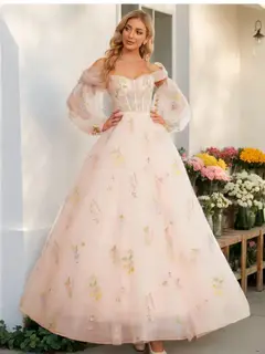 Ball Gown Sweetheart Embroidery Tulle Long Prom Dresses with Detachable Shawl & Sleeves — view 1