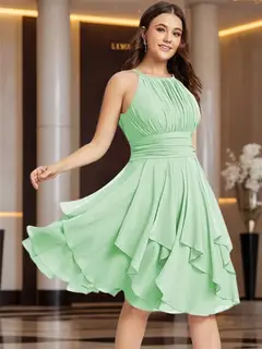A-Line/Princess Halter Sleeveless Short/Mini Bridesmaid Dresses Chiffon Ruffle Pleated Pockets — view 1