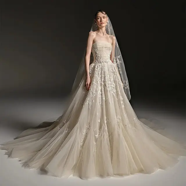 Strapless Floral Lace Tulle A-Line with Veil Wedding Dress — SW664