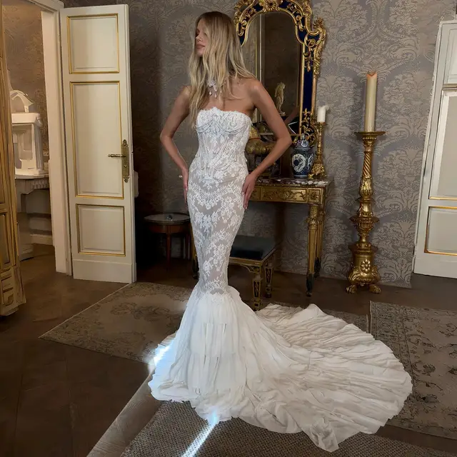 Strapless Sheer Lace Mermaid with Neckwear Wedding Dress — SW223
