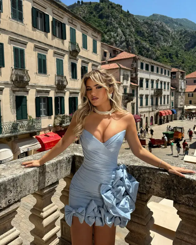 Women's Strapless Sleeveless Satin Prom Dress Short Length for Prom & Homecoming — LV66445610