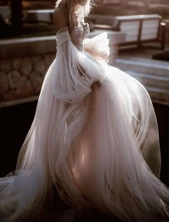 Tulle A-Line Floor-Length Wedding Dress — LV14919477